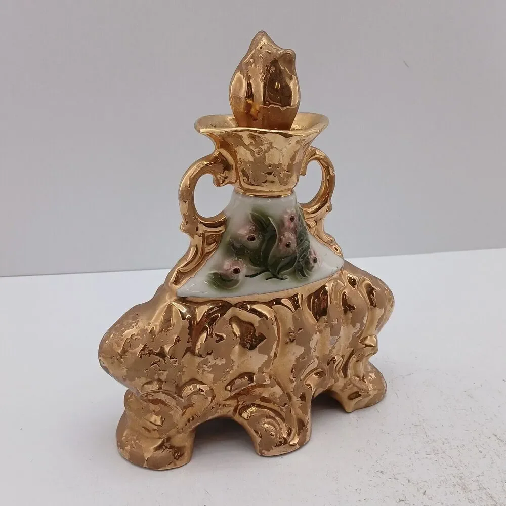 Jim Beam Liquor Decanter Distillery Whiskey Empty Vase Bottle Gold Regal China